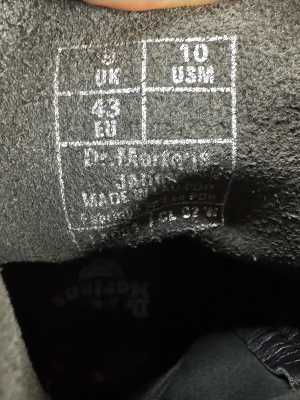 Dr Martens Mens Black Eight Eye platform Boots Size 10.